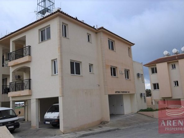 3 bed apt in Tersefanou