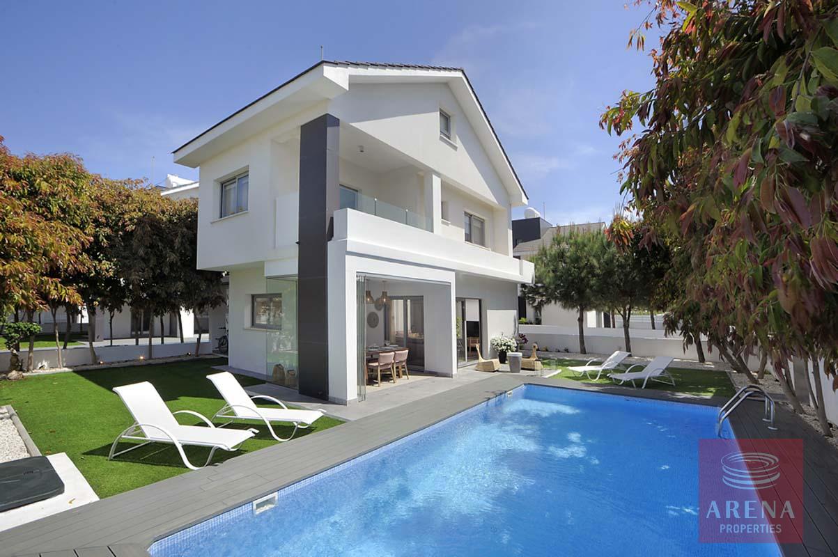 3 Bed villa in pervolia