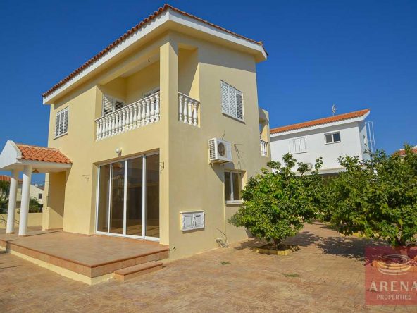 Villa in Pernera