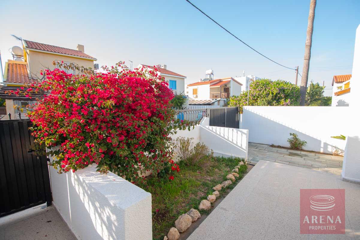 Villa in Ayia Triada for sale