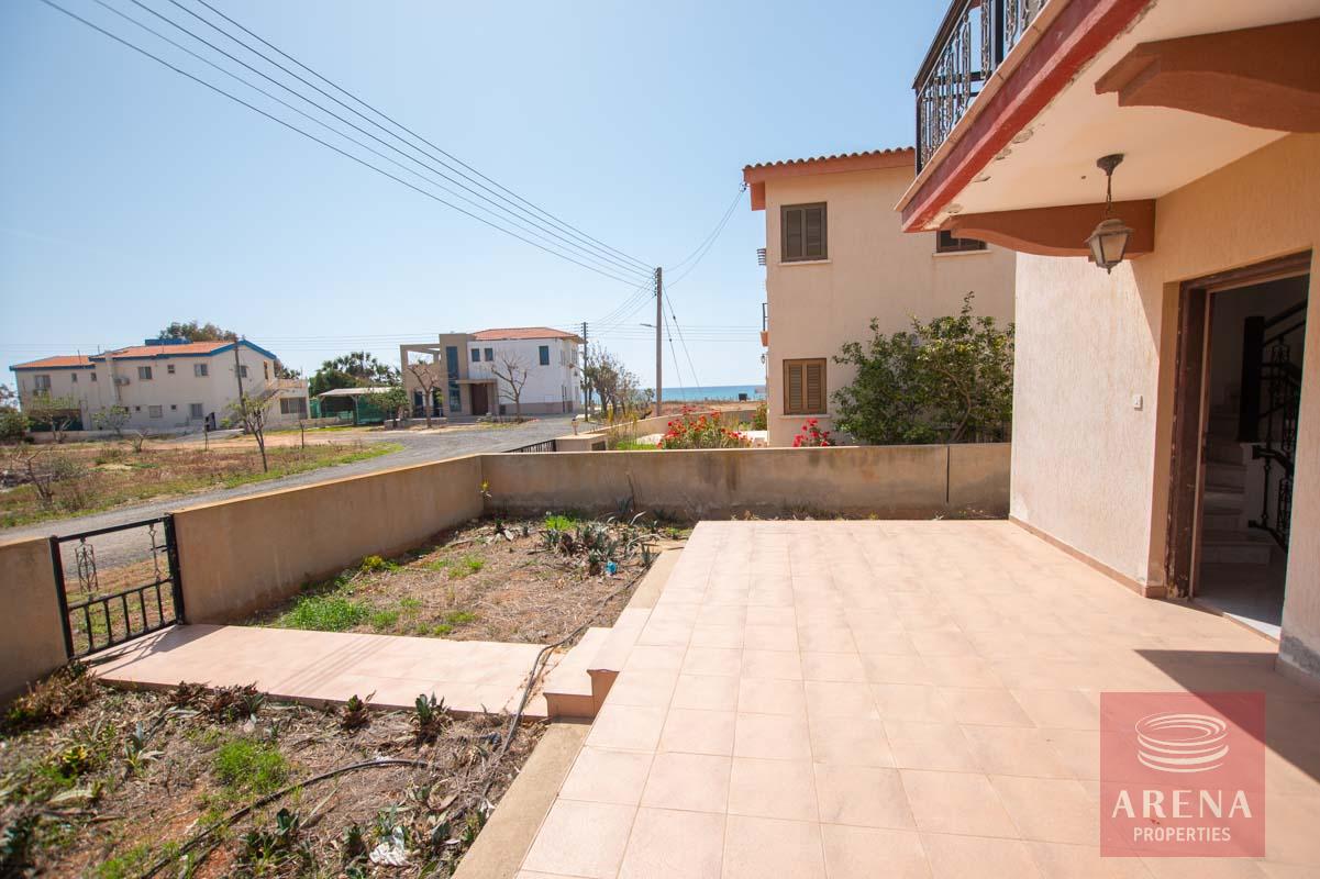Villa in Ayia Thekla to buy