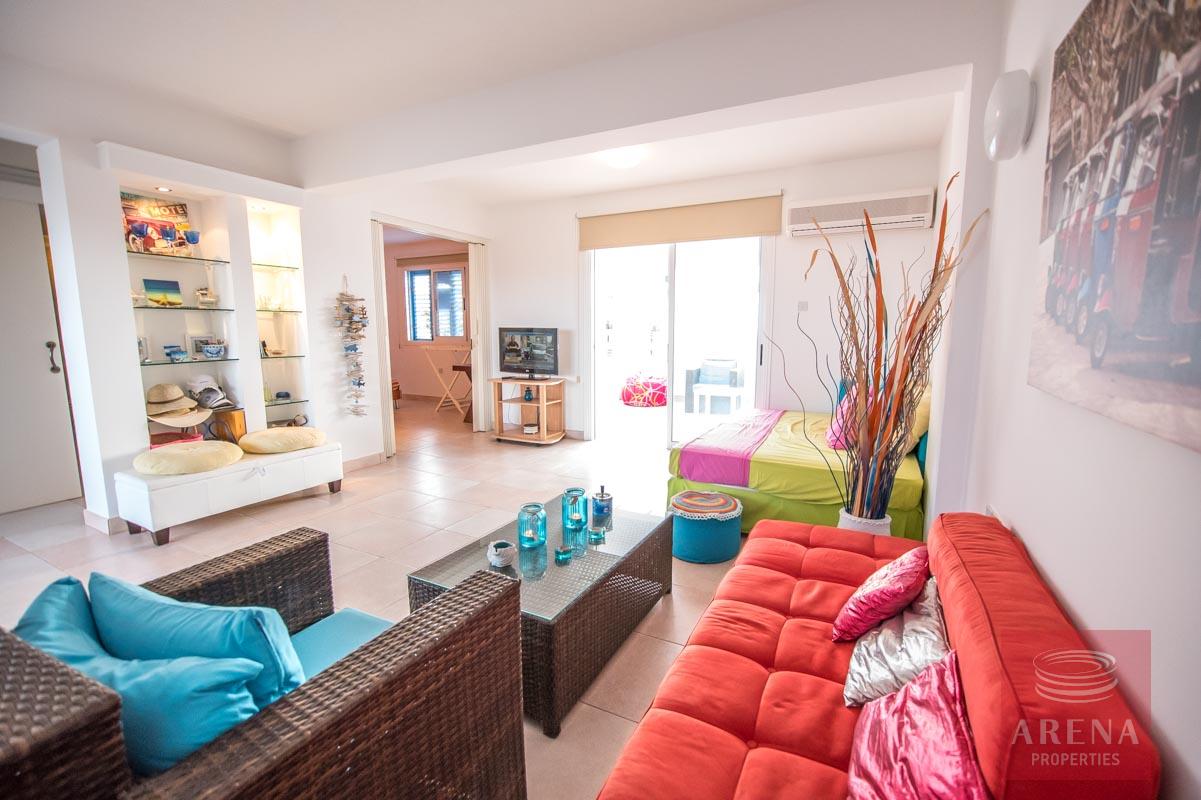 2 bed apartment in pernera