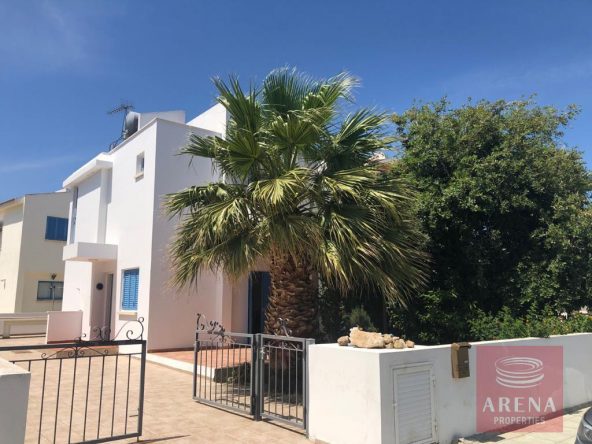 2 bed villa in pervolia