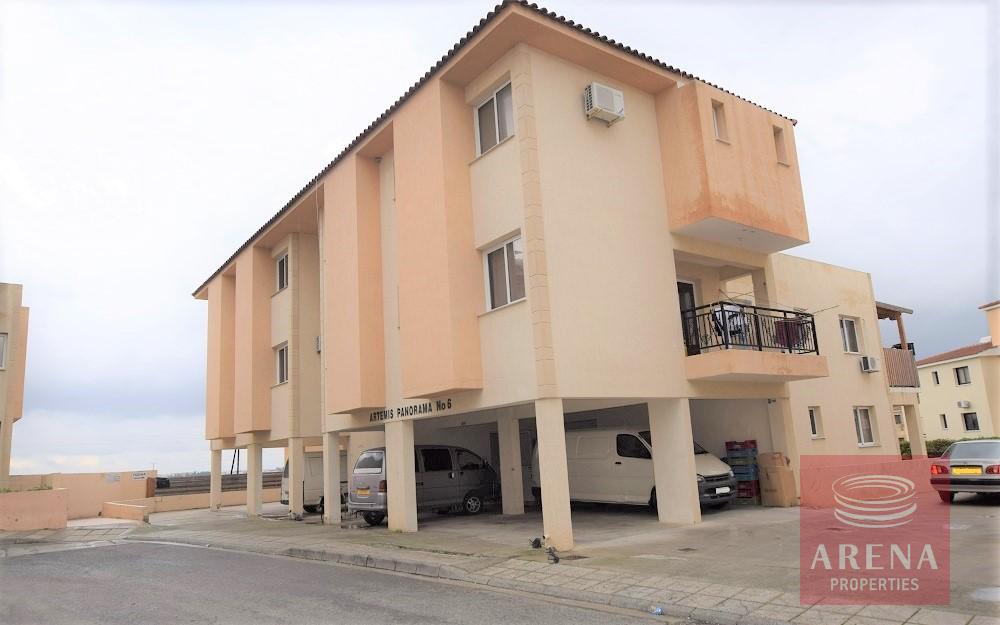 Apartment with deeds in Tersefanou