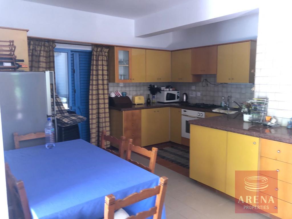 villa in pervolia - kitchen