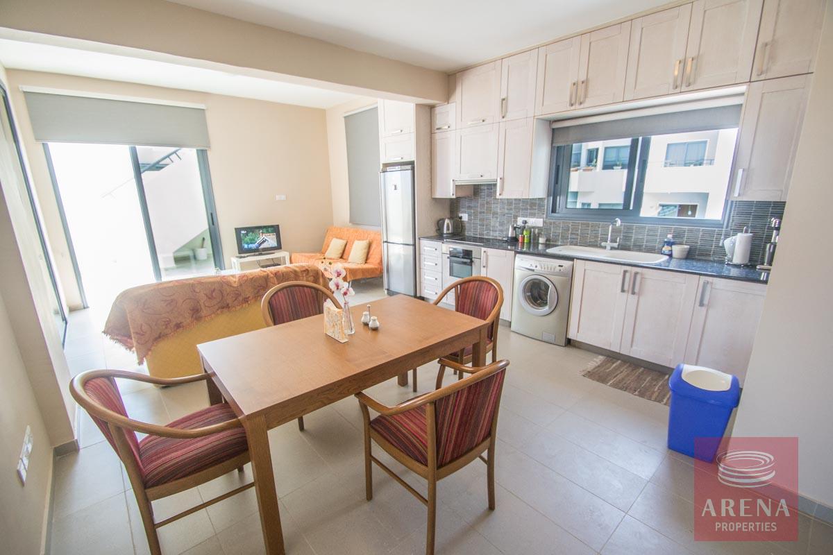 apt in kapparis - dining area