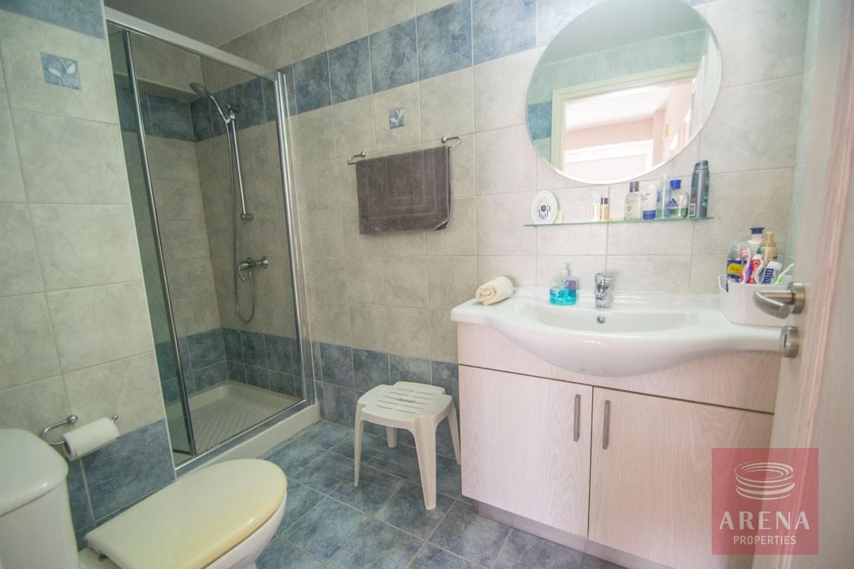 3 bed penthouse in kapparis - bathroom