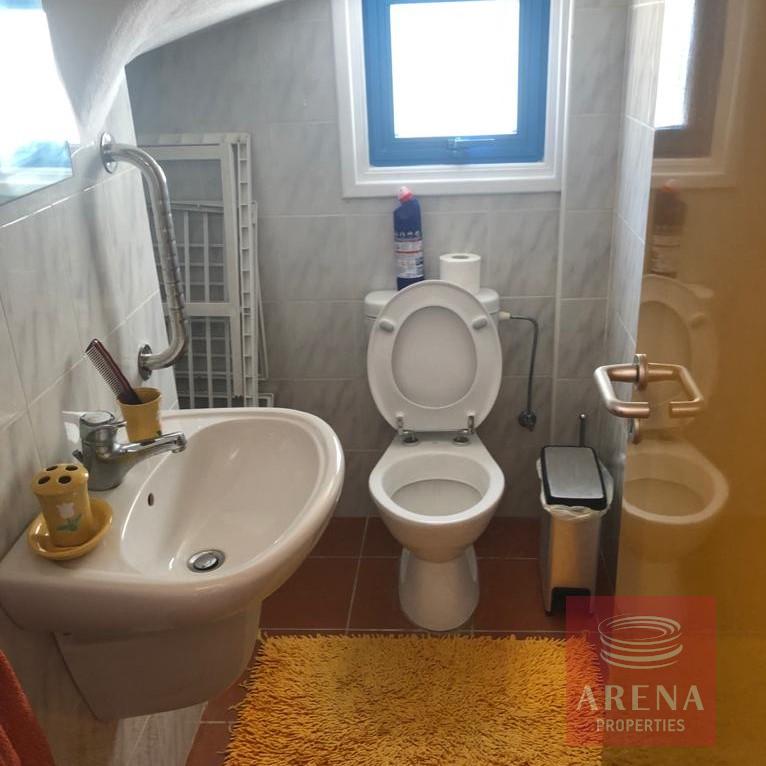 2 bed villa in pervolia - guest wc