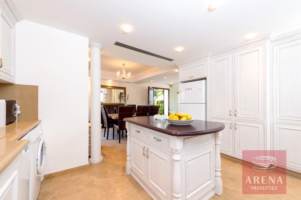 buy villa in ayia thekla - kitchen