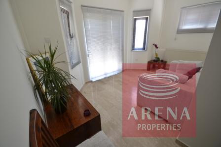 5 bed villa in pernera to buy - bedroom