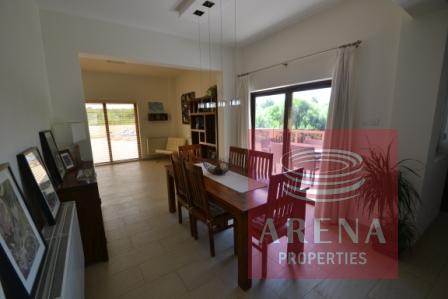 5 bed villa in pernera - dining area
