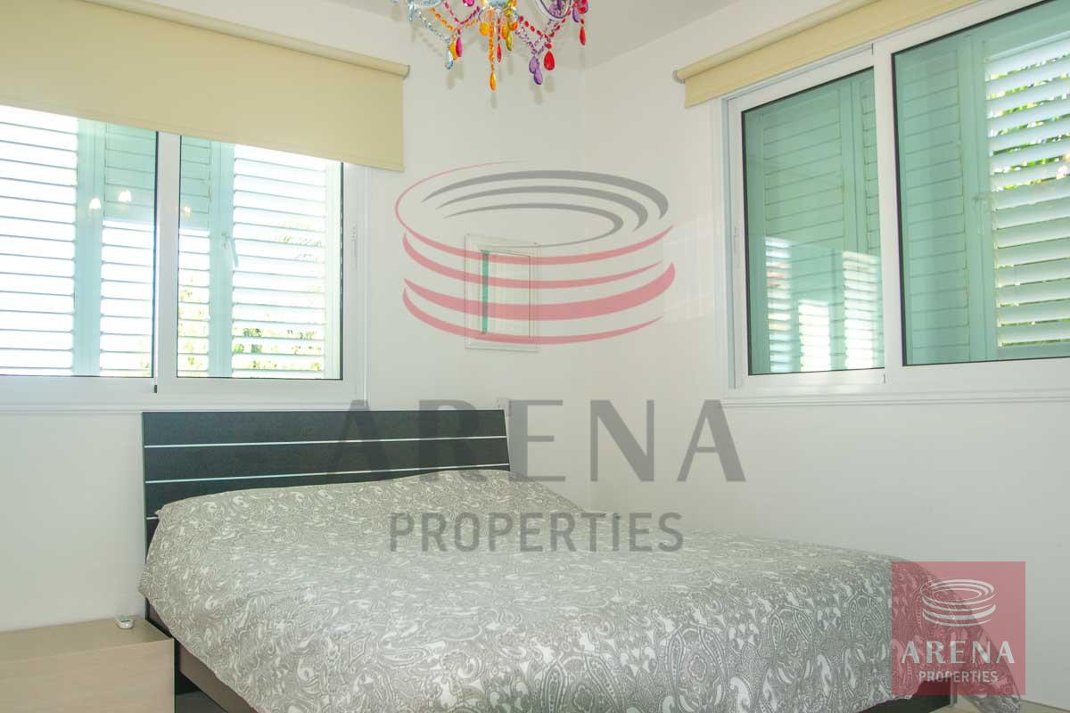 House for sale in Pernera