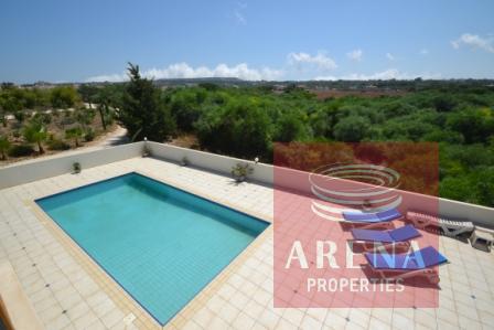 5 bed villa in pernera to buy