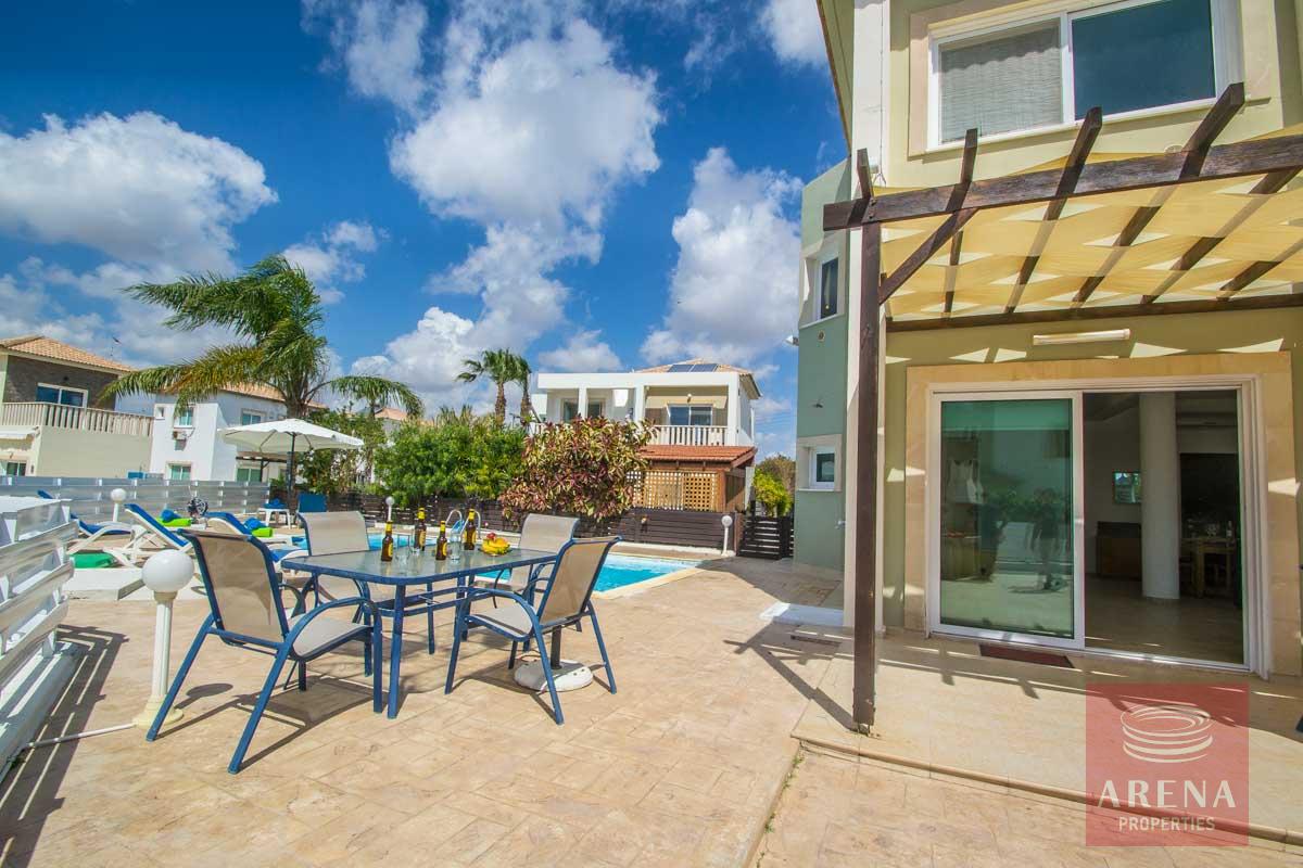 villa in ayia thekla