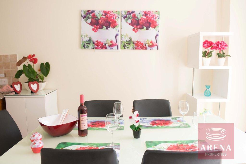 2 bed villa in pernera - dining area