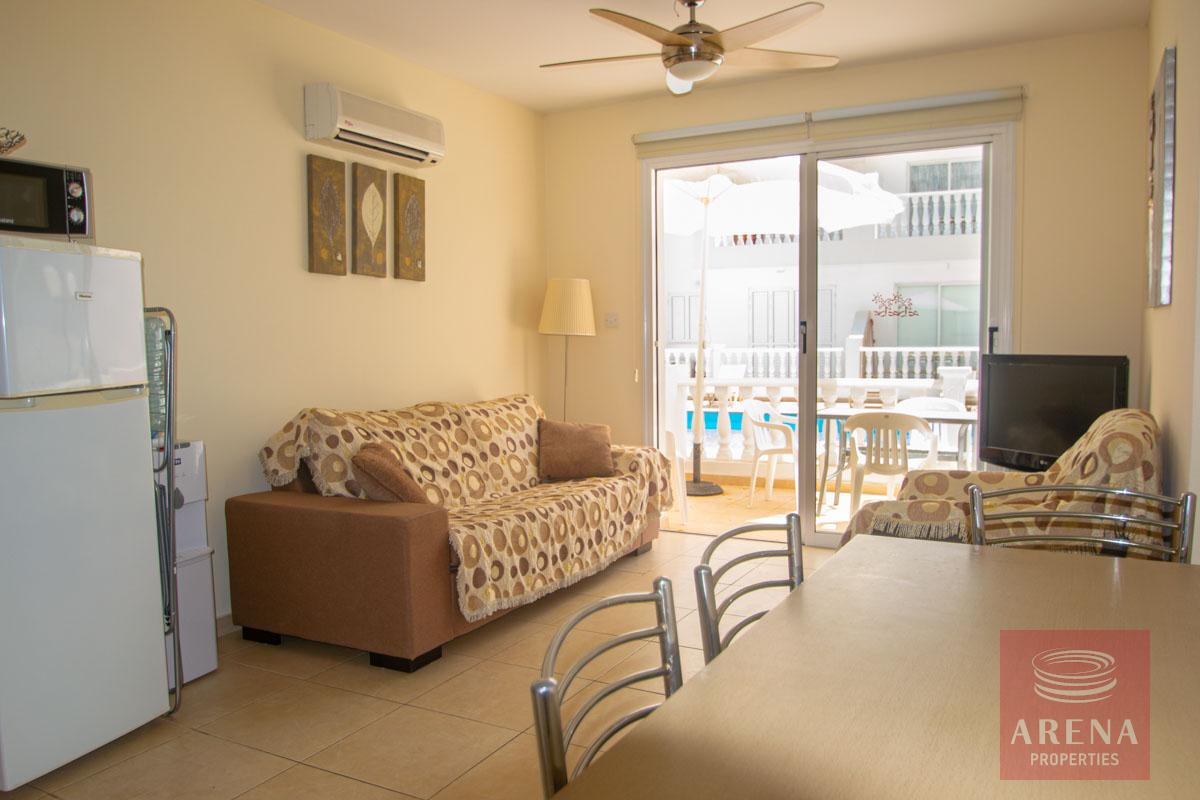 apt in Kapparis - living room