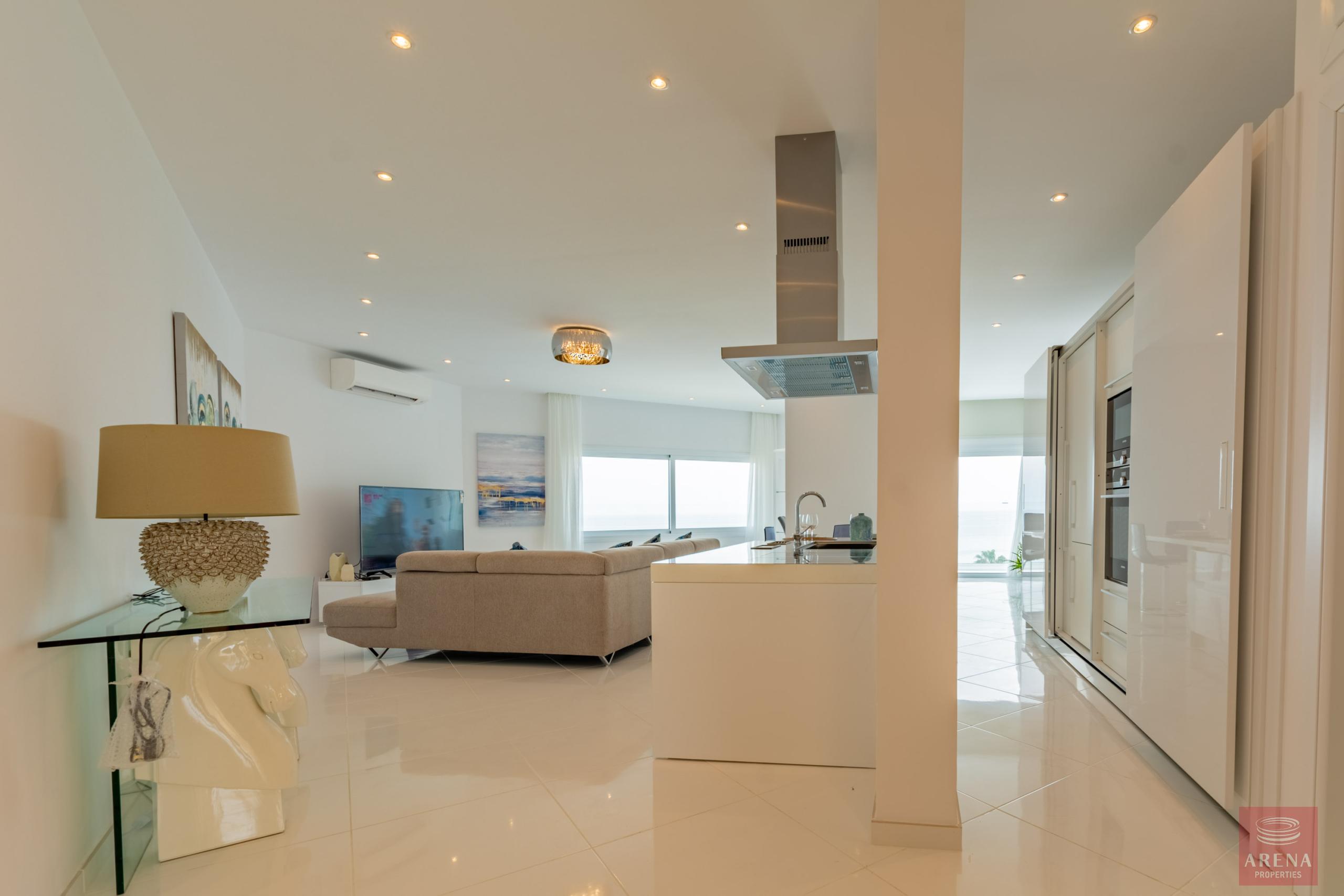 Apartment in Ayia Triada for sale