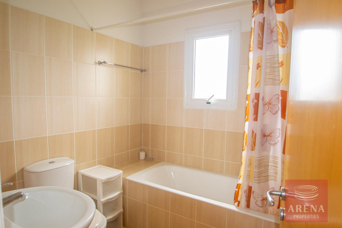 3 Bed Villa in Pernera - bathroom