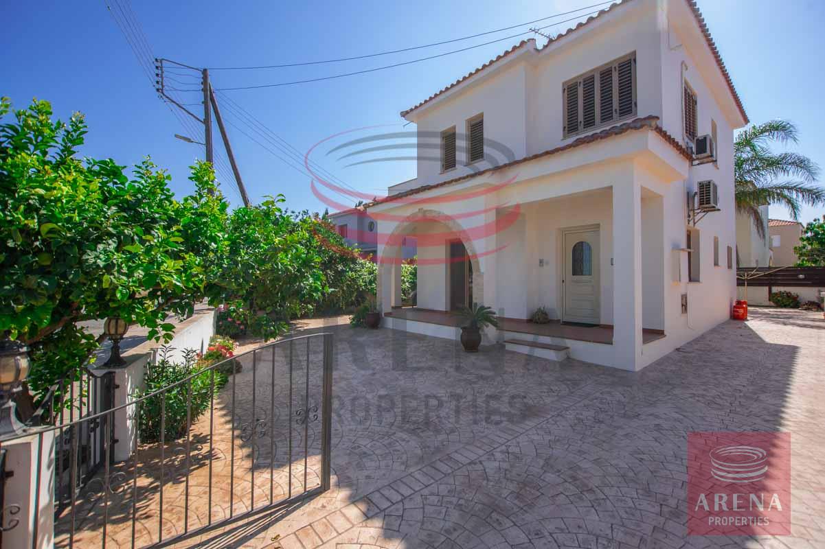 villa in sotira for sale