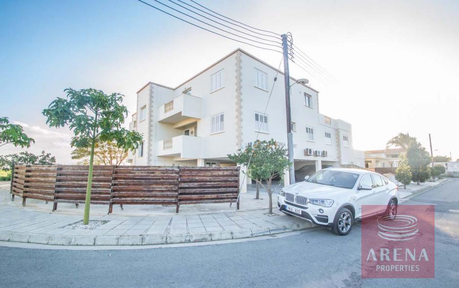 apartment to rent deryneia