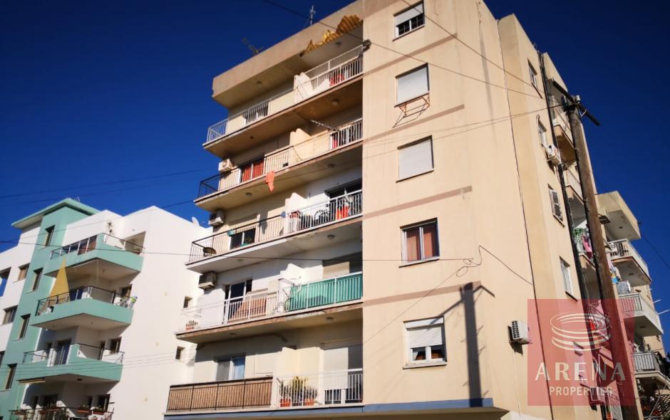 1 APT IN LARNACA 5117