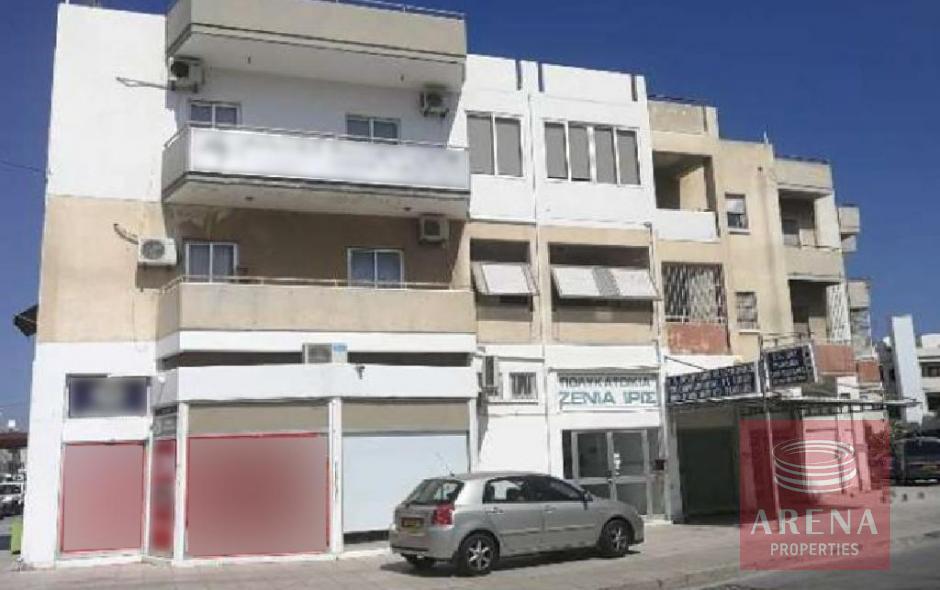 1 apt 3 bed larnaca 5172