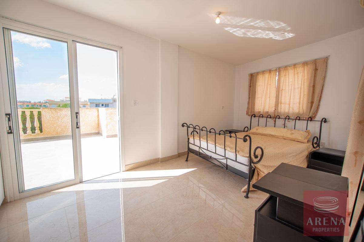 3 Bed Apt in Kapparis - bedroom