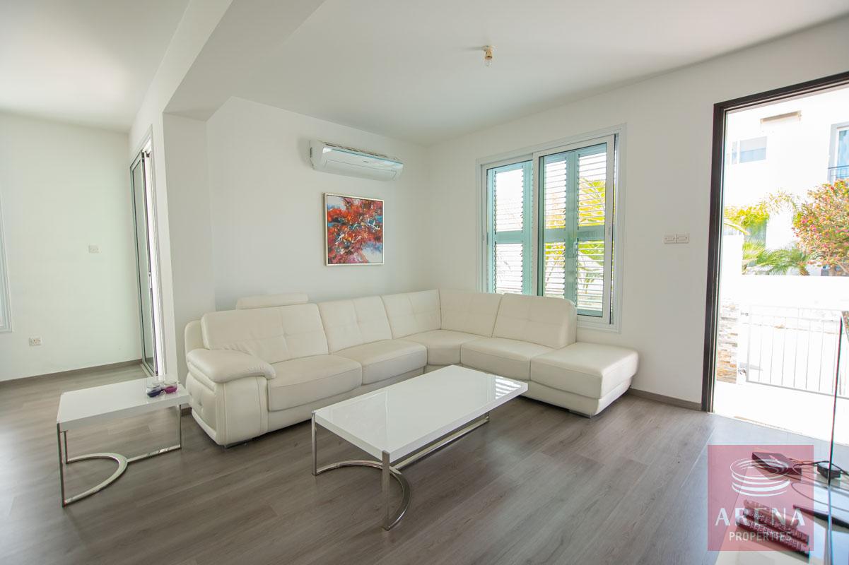 Villa for rent in Ayia Triada - living area