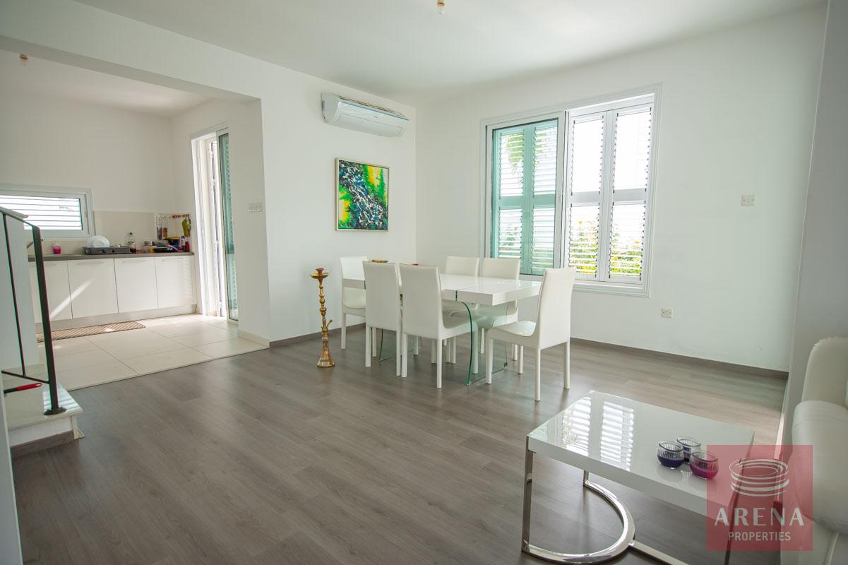 Villa for rent in Ayia Triada - dining area