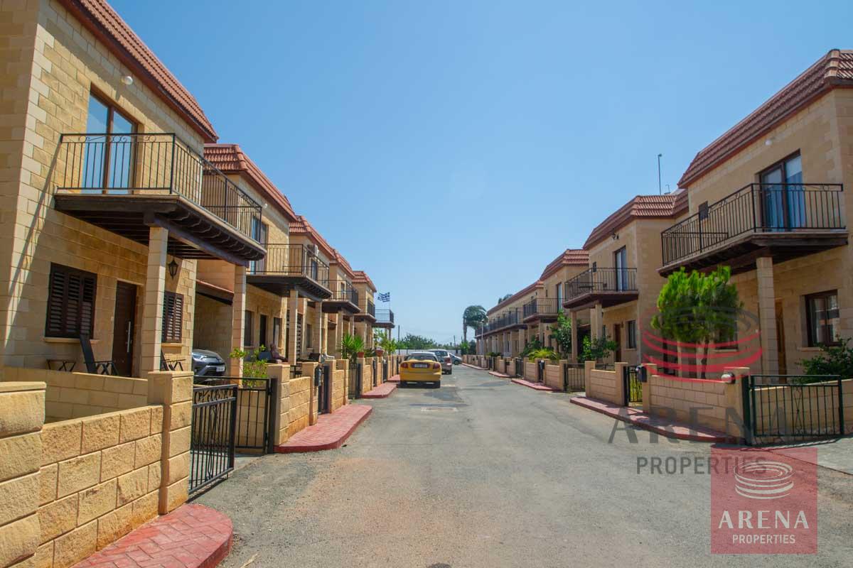 2 bed houses in Liopetri