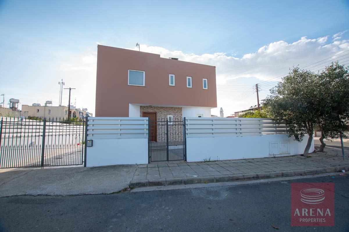 House for rent in Paralimni