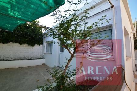 Bungalow in Derynia FOR SALEW