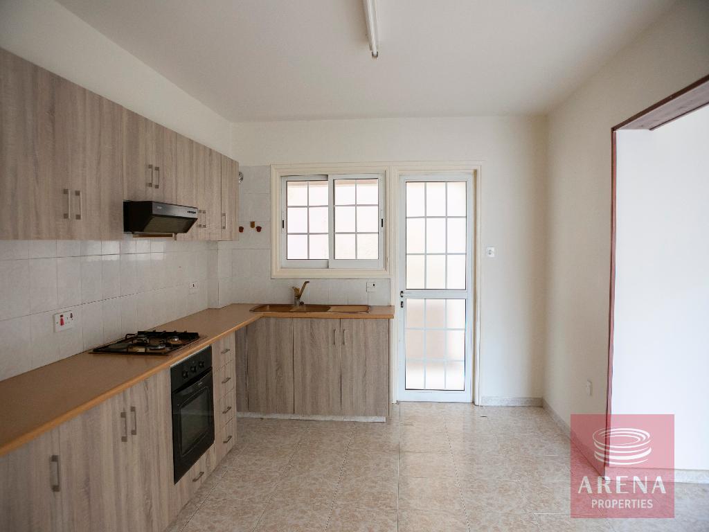 3 bed apt in kokkines - kitchen