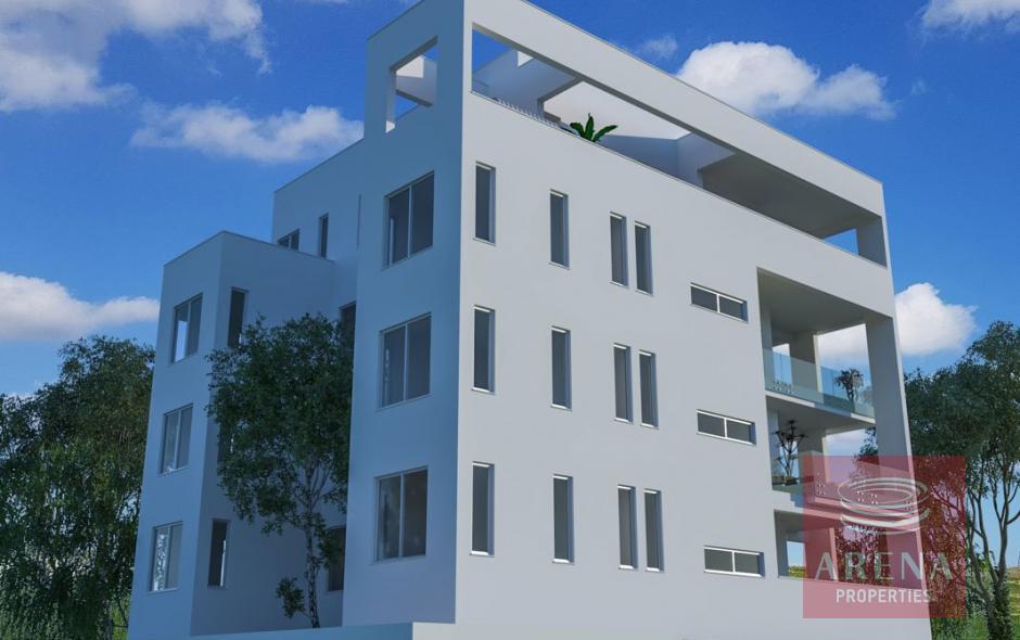 Apt Kamares to buy