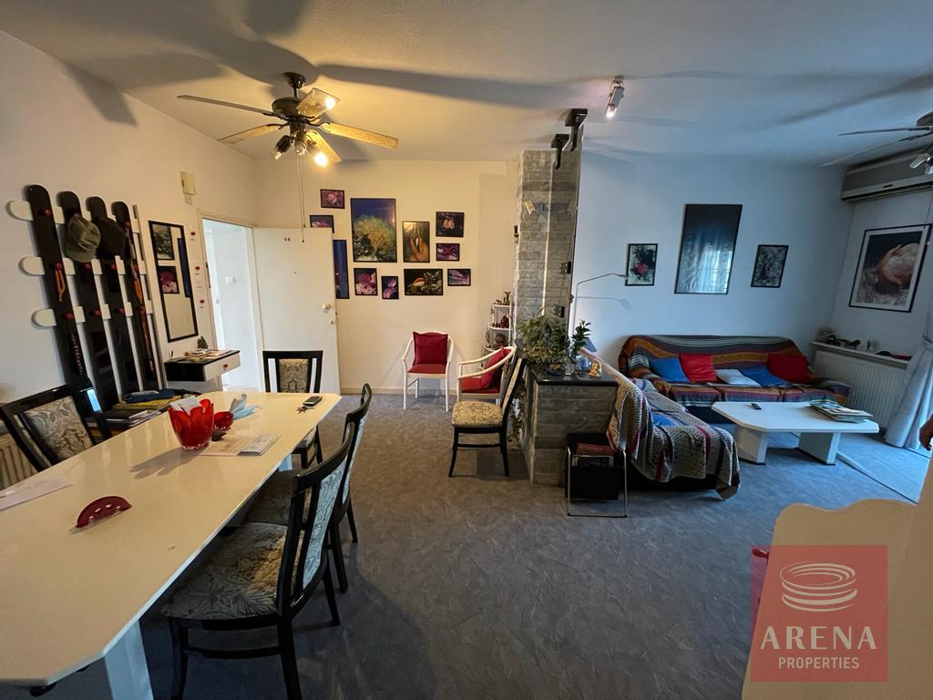 apartmen t in Paralimni to buy