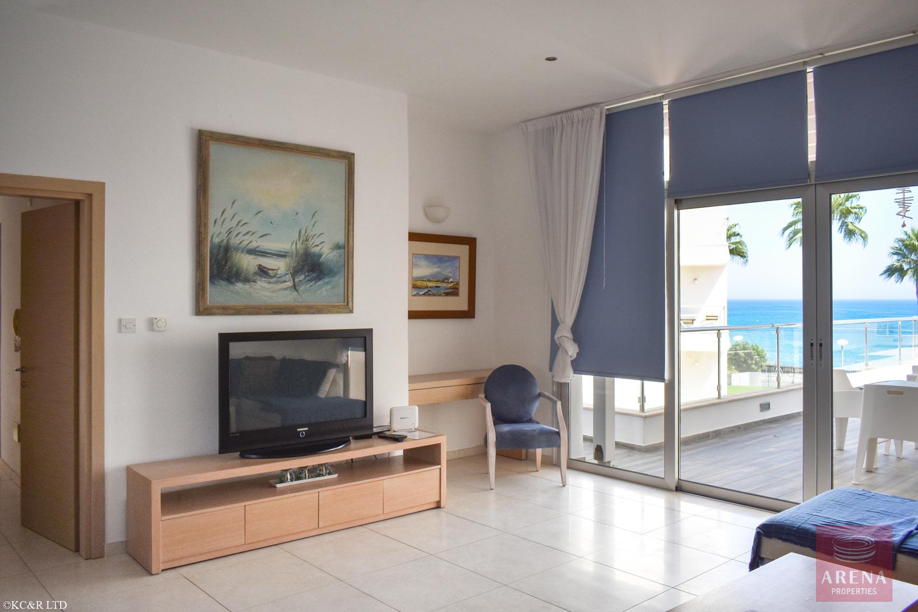 Seafront Apartment in Protaras - sitting area