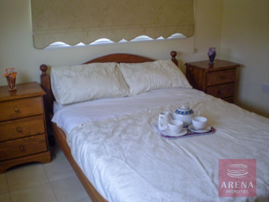 Flat in Paralimni - bedroom