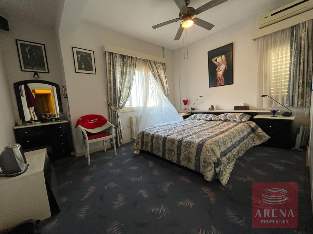 apartmen t in Paralimni - bedroom