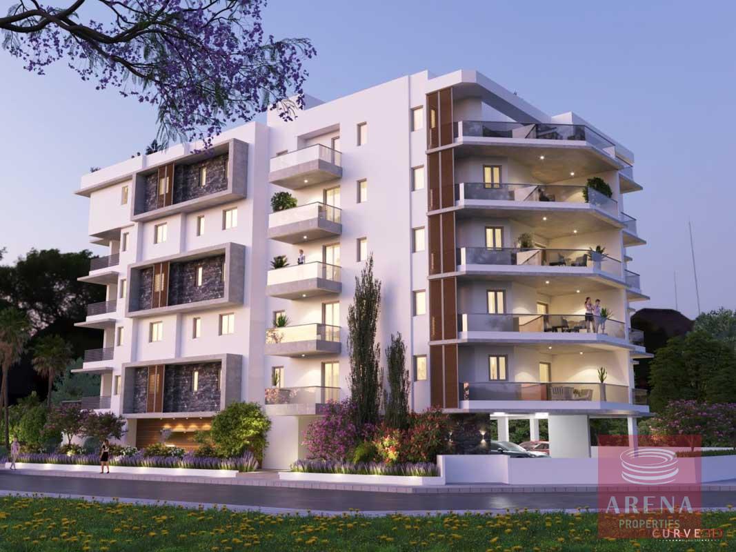 LUXURY APT IN LARNACA