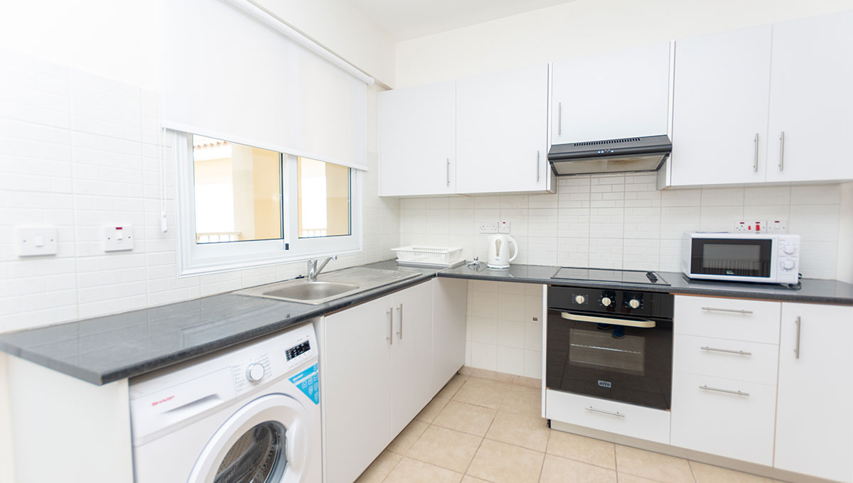 Flat in Paralimni to buy - kitchen