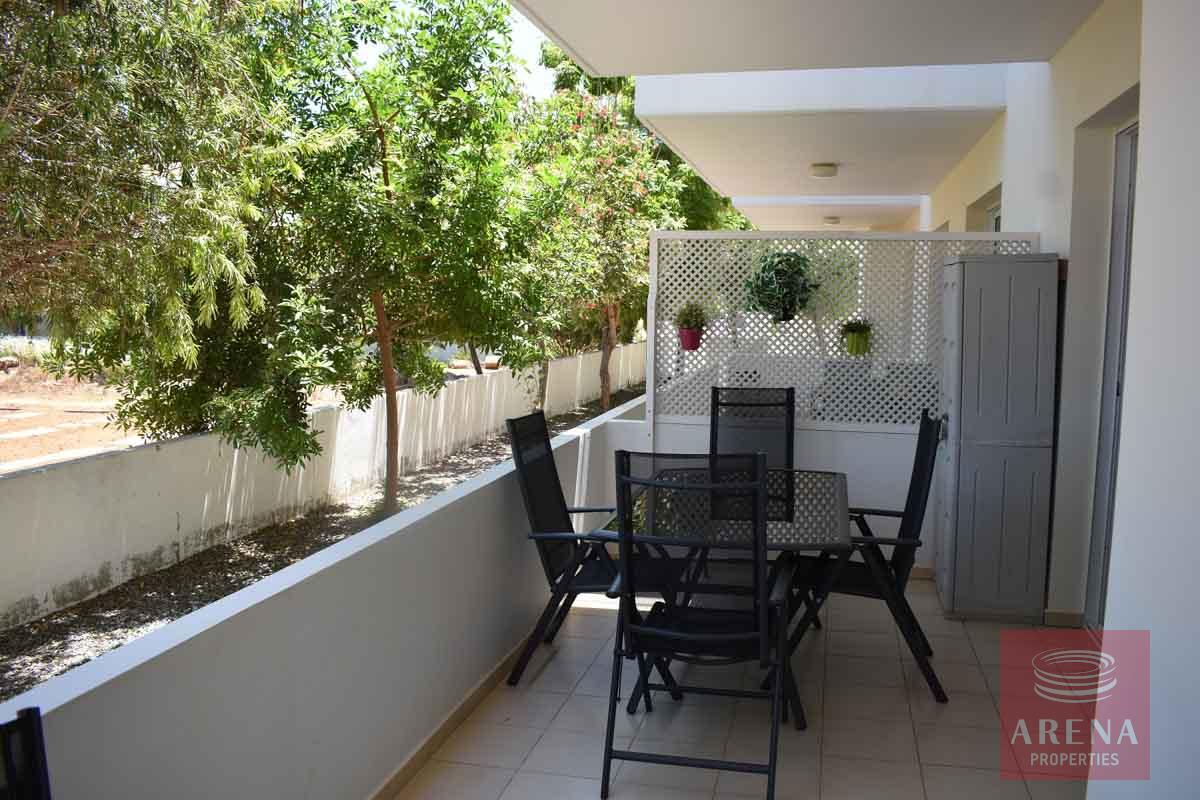 Resale apt in Kapparis - veranda