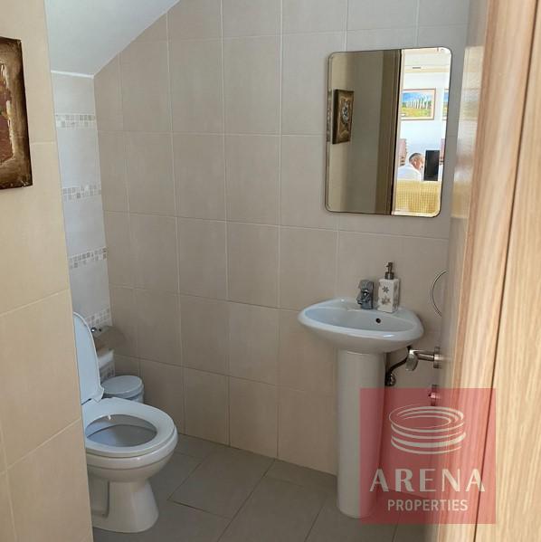 villa with deeds in Pernera - gust wc