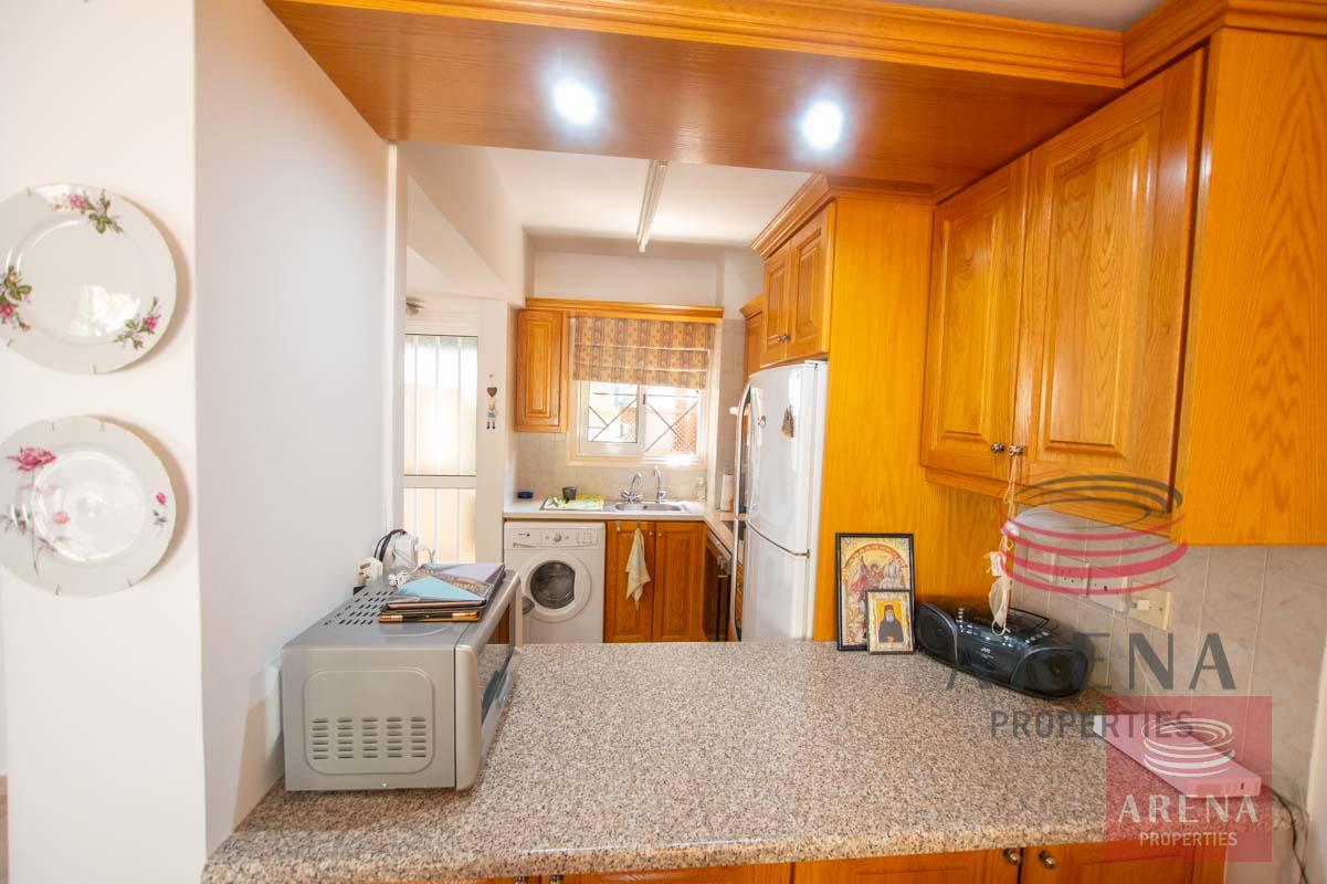 Link-Detached House in Kapparis - kitchen