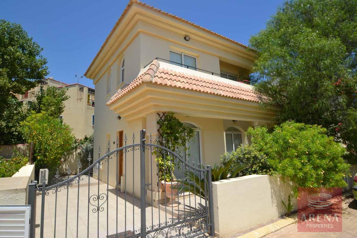Villa in Kapparis to Buy