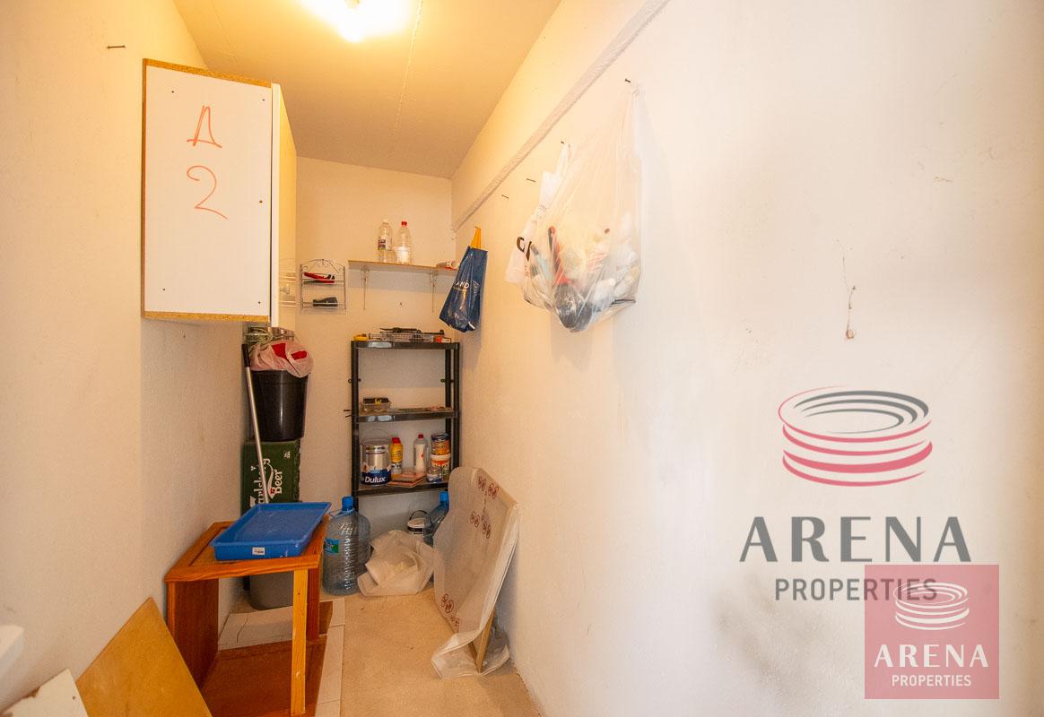 2 bed apt in Derynia - storage