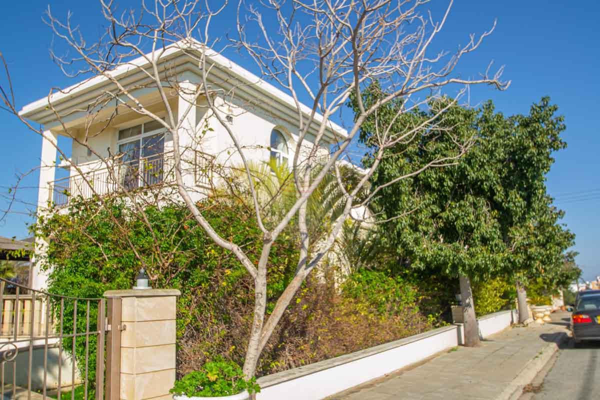 house in Paralimni