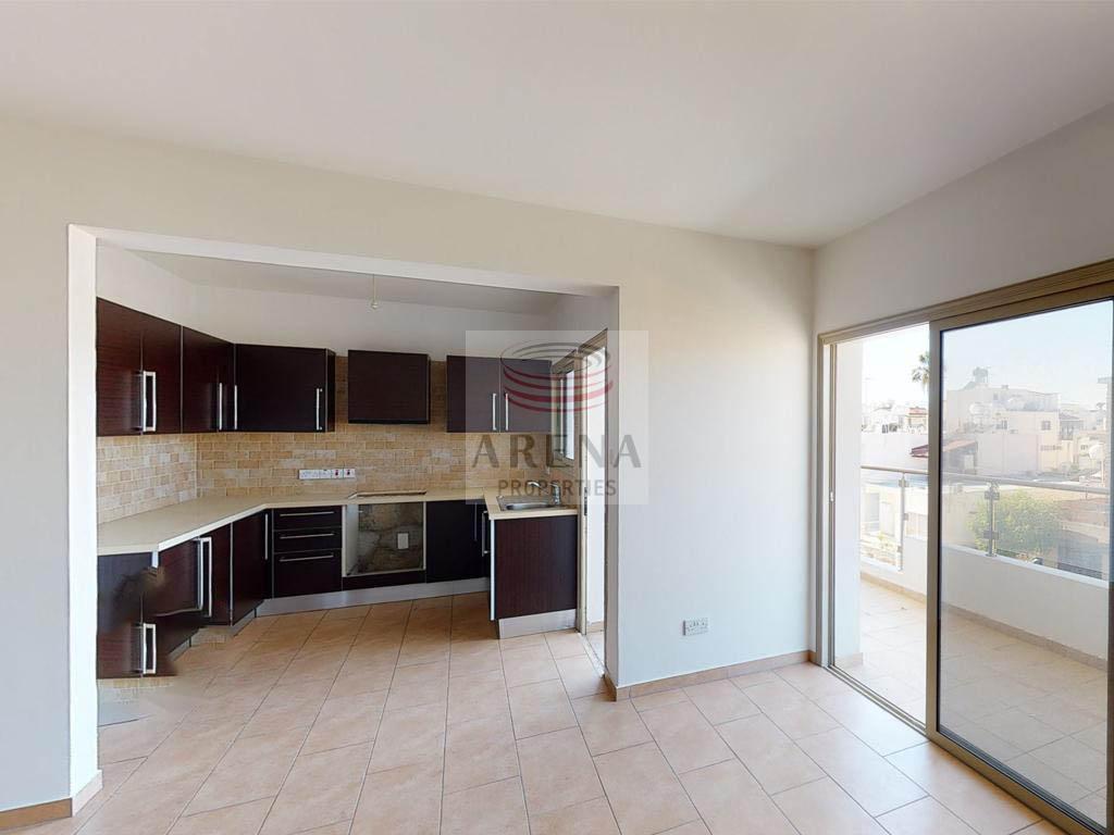 apt in chrysopolitisa - kitchen