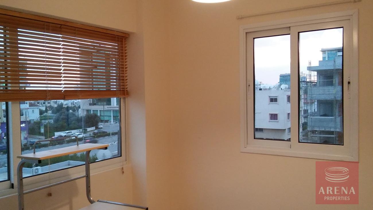 2 bed apt for rent in Larnaca - bedroom