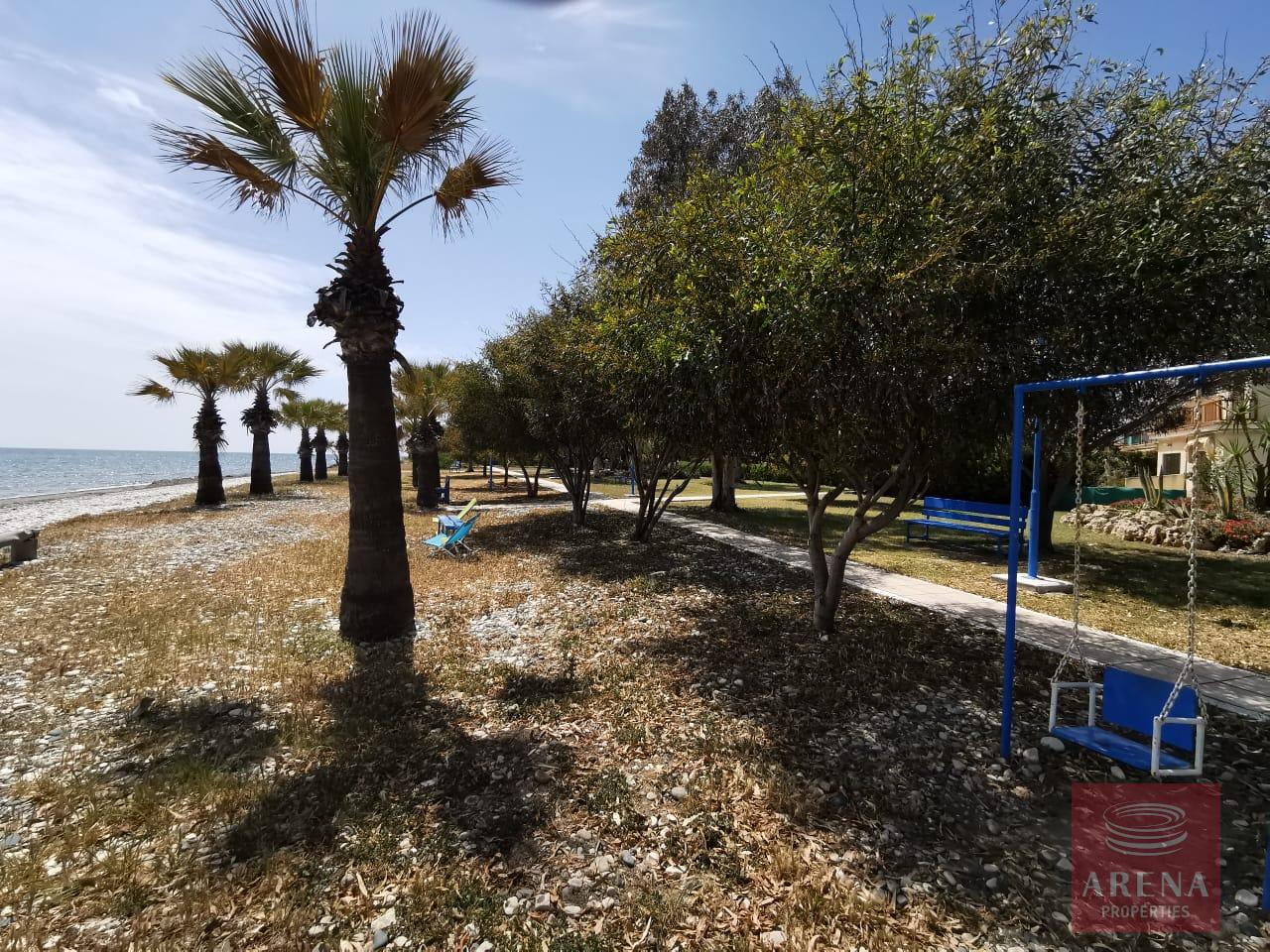 Townhouse in Meneou - beach