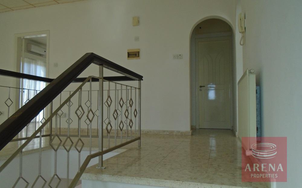 3 bed house in Pyrga 2nd floor